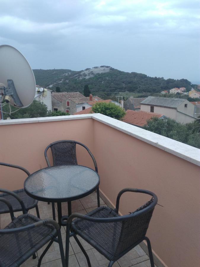 Apartments With A Parking Space Cunski, Losinj - 8010 Εξωτερικό φωτογραφία