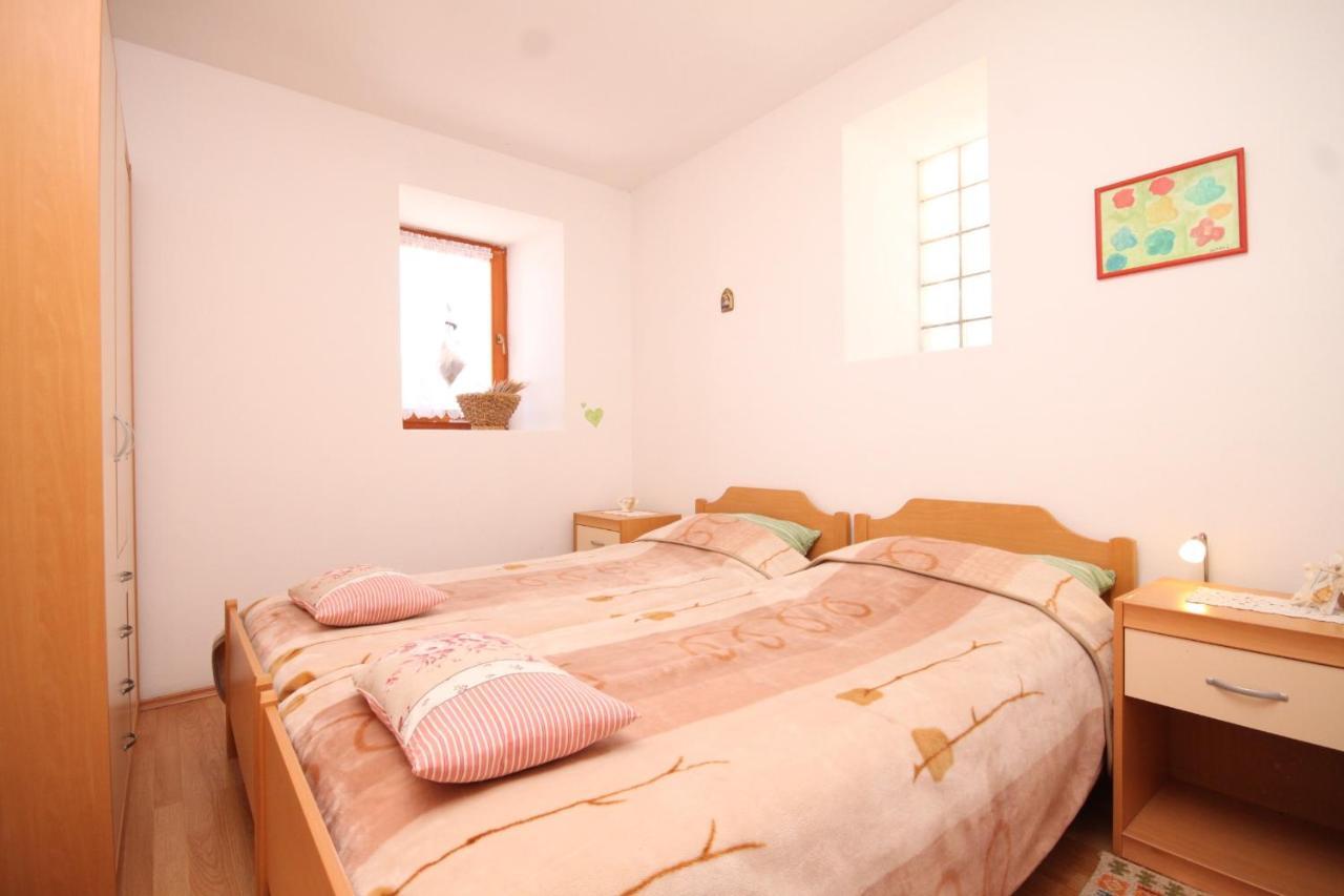 Apartments With A Parking Space Cunski, Losinj - 8010 Εξωτερικό φωτογραφία